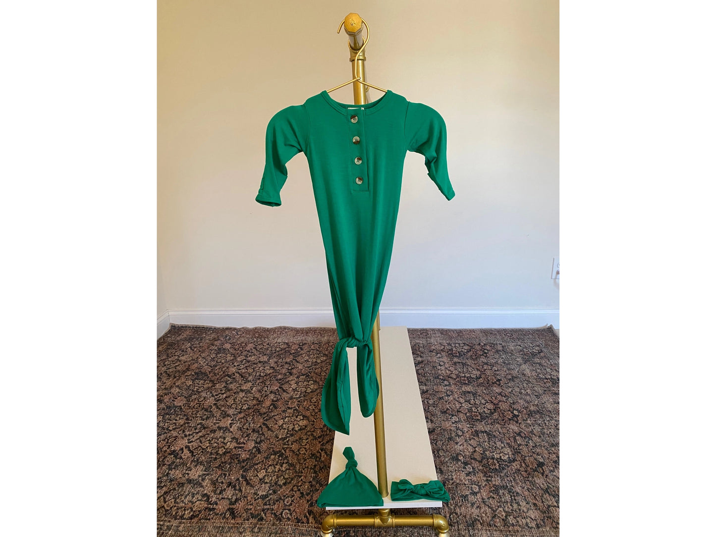 Knotted Baby Gown Set (Newborn - 3 mo) - Green
