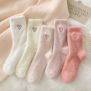 rts: Fuzzy Valentine Heart Socks