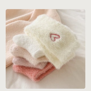rts: Fuzzy Valentine Heart Socks