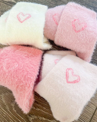 rts: Fuzzy Valentine Heart Socks